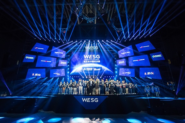 很多球迷第 很多球迷第